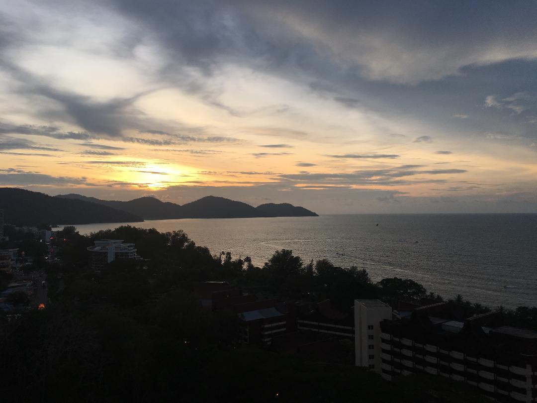 The View Feringghi Executive Apartment Batu Ferringhi Exterior foto